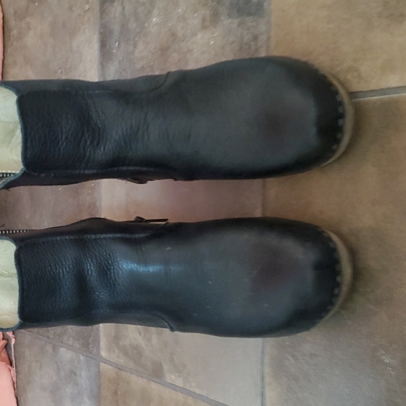 Maguba Auckland Clog Booties - Picture 3 of 9